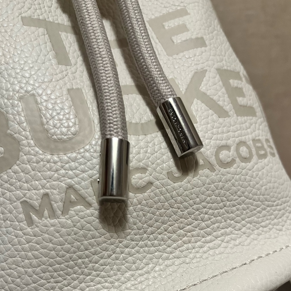 Marc Jacobs the bucket bag Small white silver - Picture 10 of 14